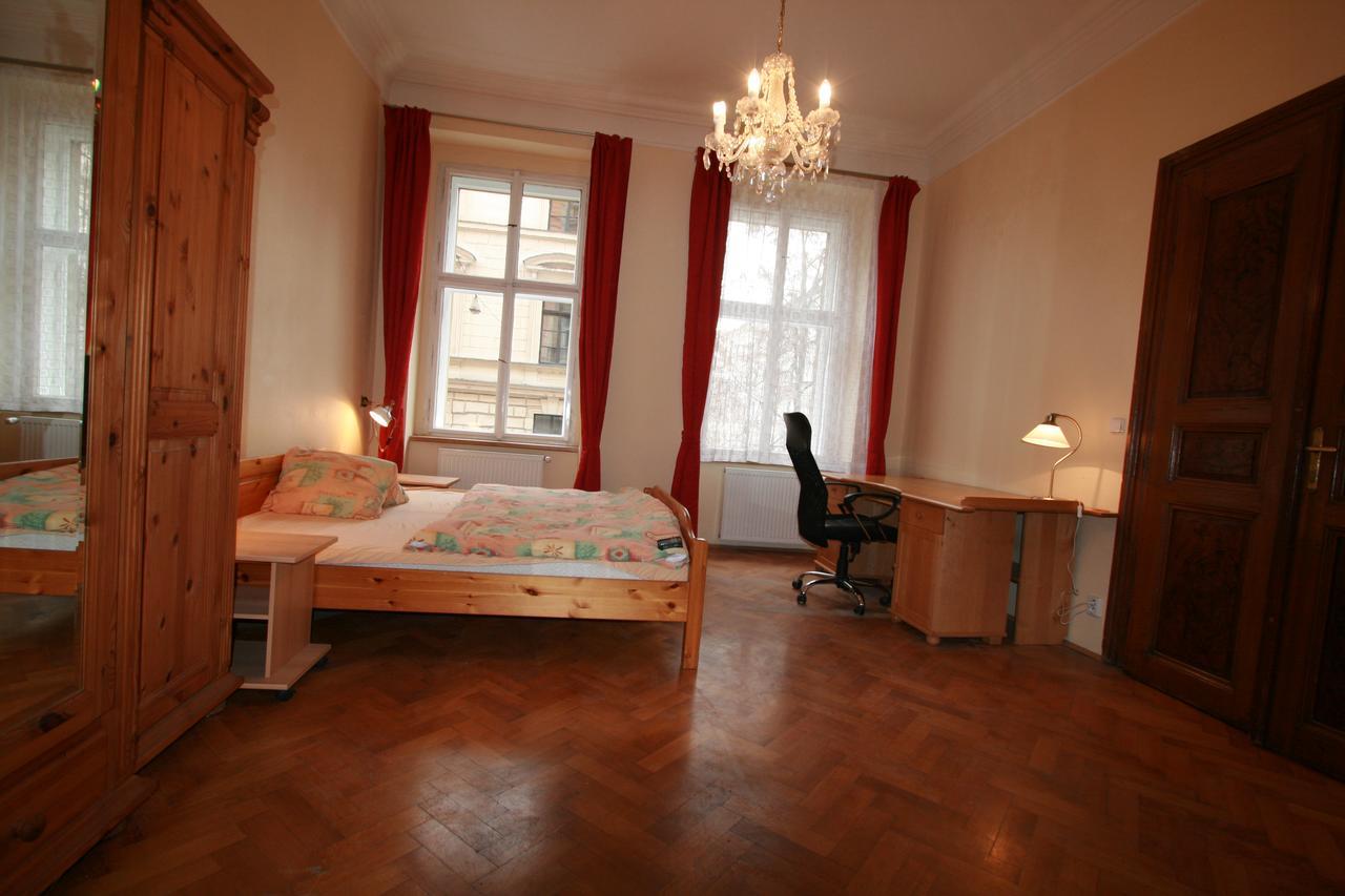 No 0b Petrinska 18 - Mala Strana Prague